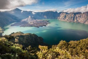 Hiking Mount Rinjani